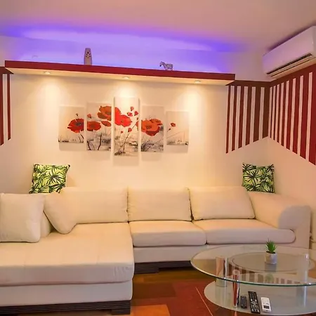 Apartment Two Beautiful Near The Sea