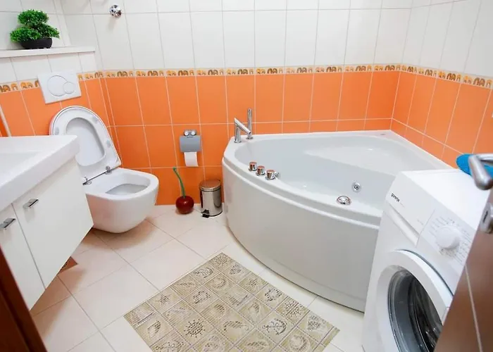 Two Near The Sea * Kaštela